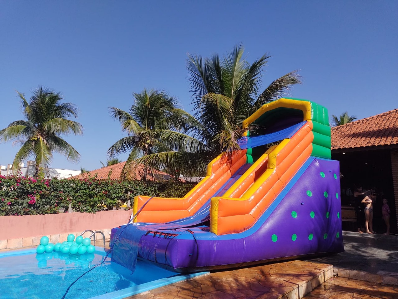 Tobogã splash piscina