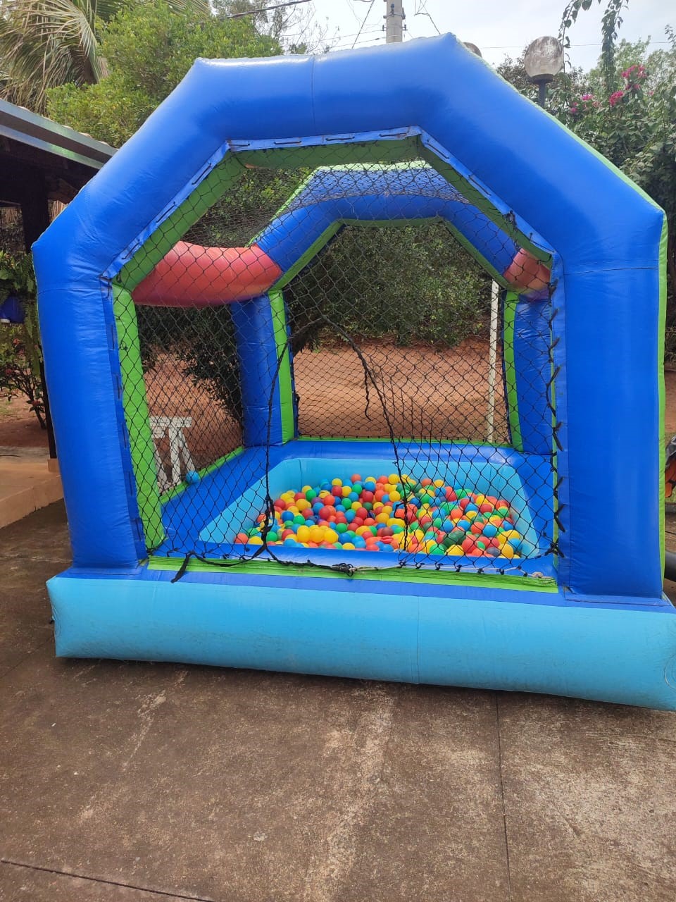 Piscina de bolinhas Azul